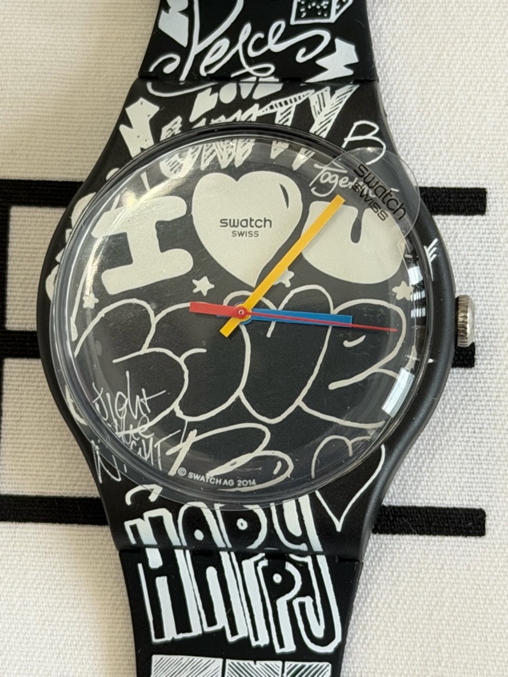 Swatch LOVE WALL SUOB125 Black Graffiti
Watch 41mm Quartz - (Unisex)New in Box